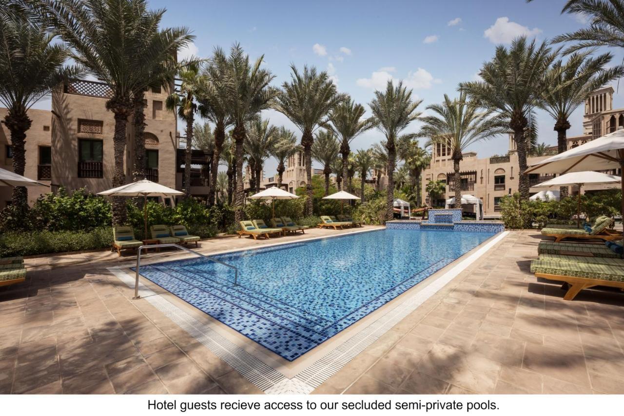 Jumeirah Dar Al Masyaf 두바이 외부 사진 The pool at Jumeirah Creekside